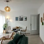 Centre Proche Chu Apartamento *