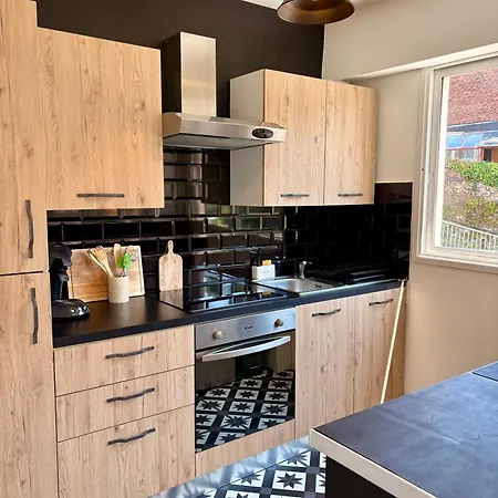 Centre Proche Chu Διαμέρισμα *