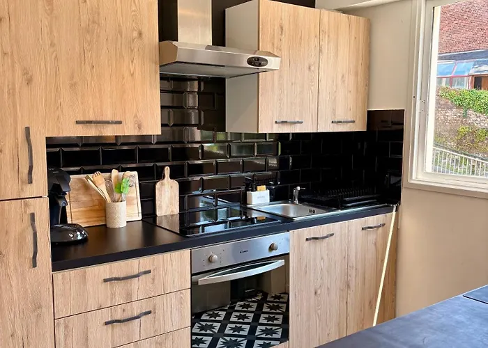 Centre Proche Chu Apartment *